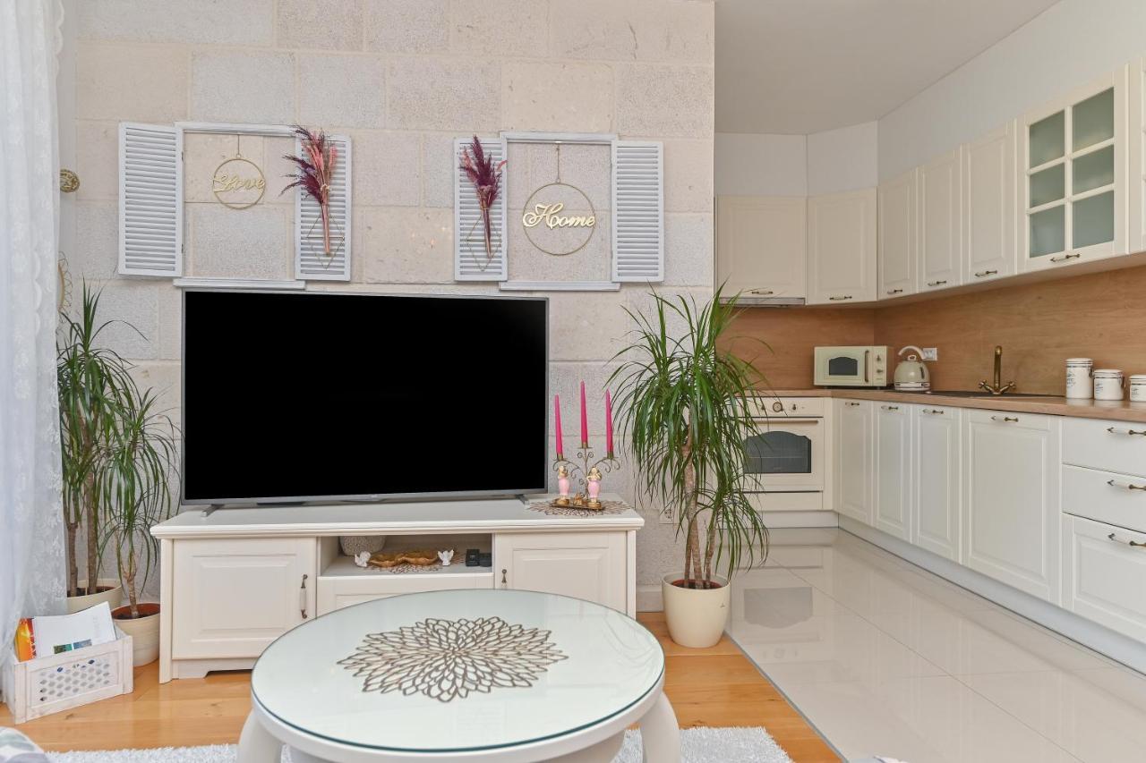 Apartment Daninovica II Макарська Екстер'єр фото